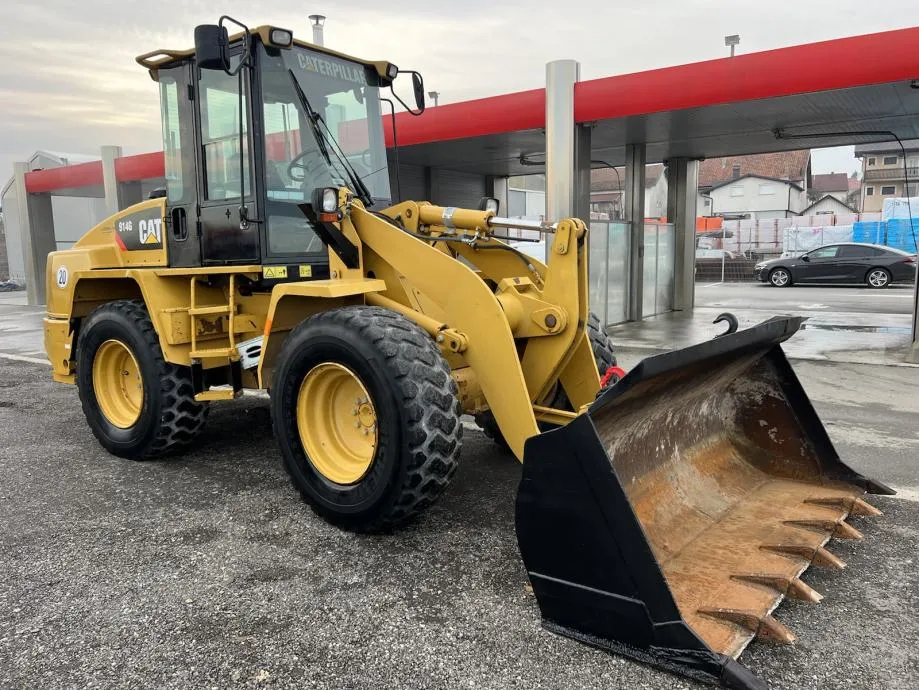 utovarivač cat 914g - slika 3