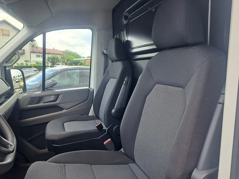 volkswagen crafter 2.0 tdi*140ks*klima*navigacija*park.pilot* - slika 11