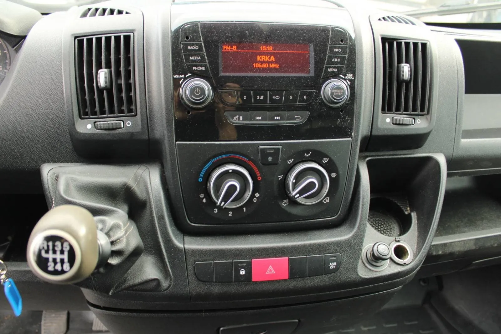 peugeot boxer 2.0 hdi hladnjača, 2017 god. - slika 6