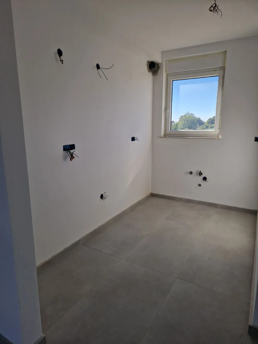 prodaja, novi stan na 1.katu, 72m2 - slika 2