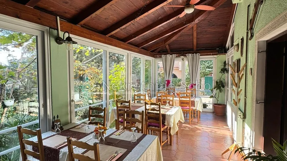 mali lošinj - restoran, 395 m2 prodaja - slika 6