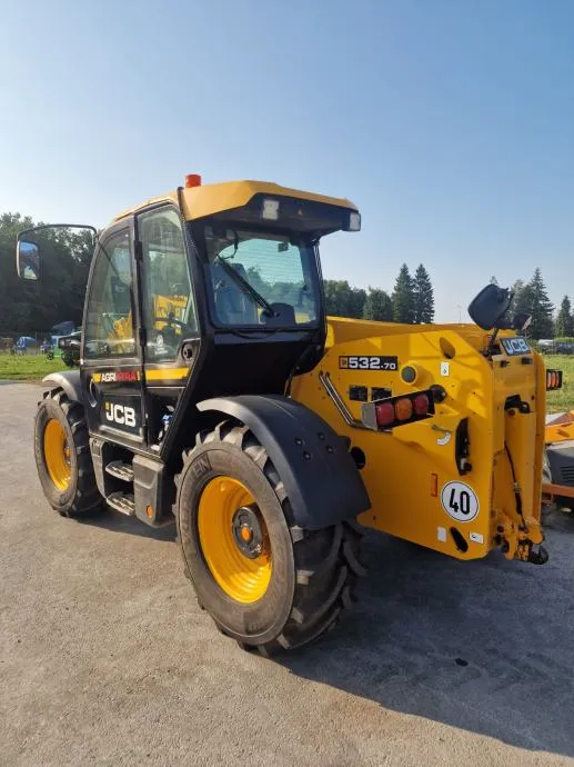 teleskopski utovarivač jcb - slika 5
