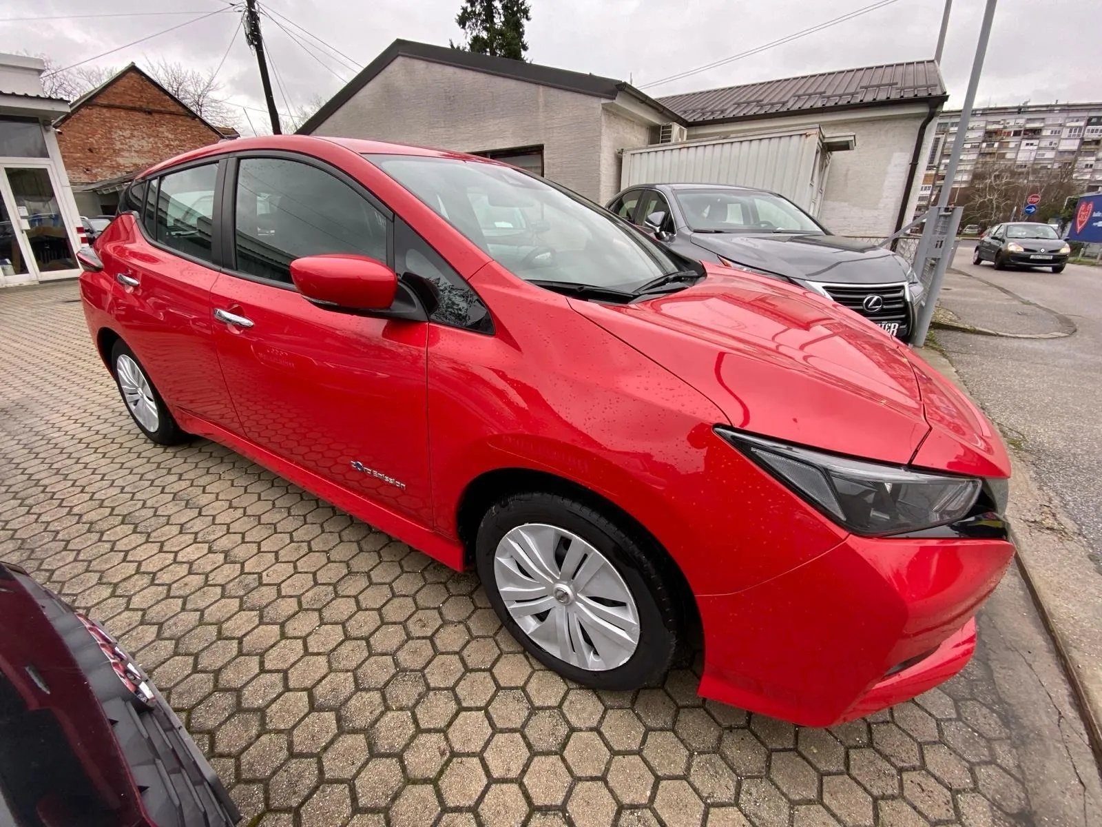 nissan leaf 40 kwh automatik, navi, kamera, 4x garancija!!! - slika 17