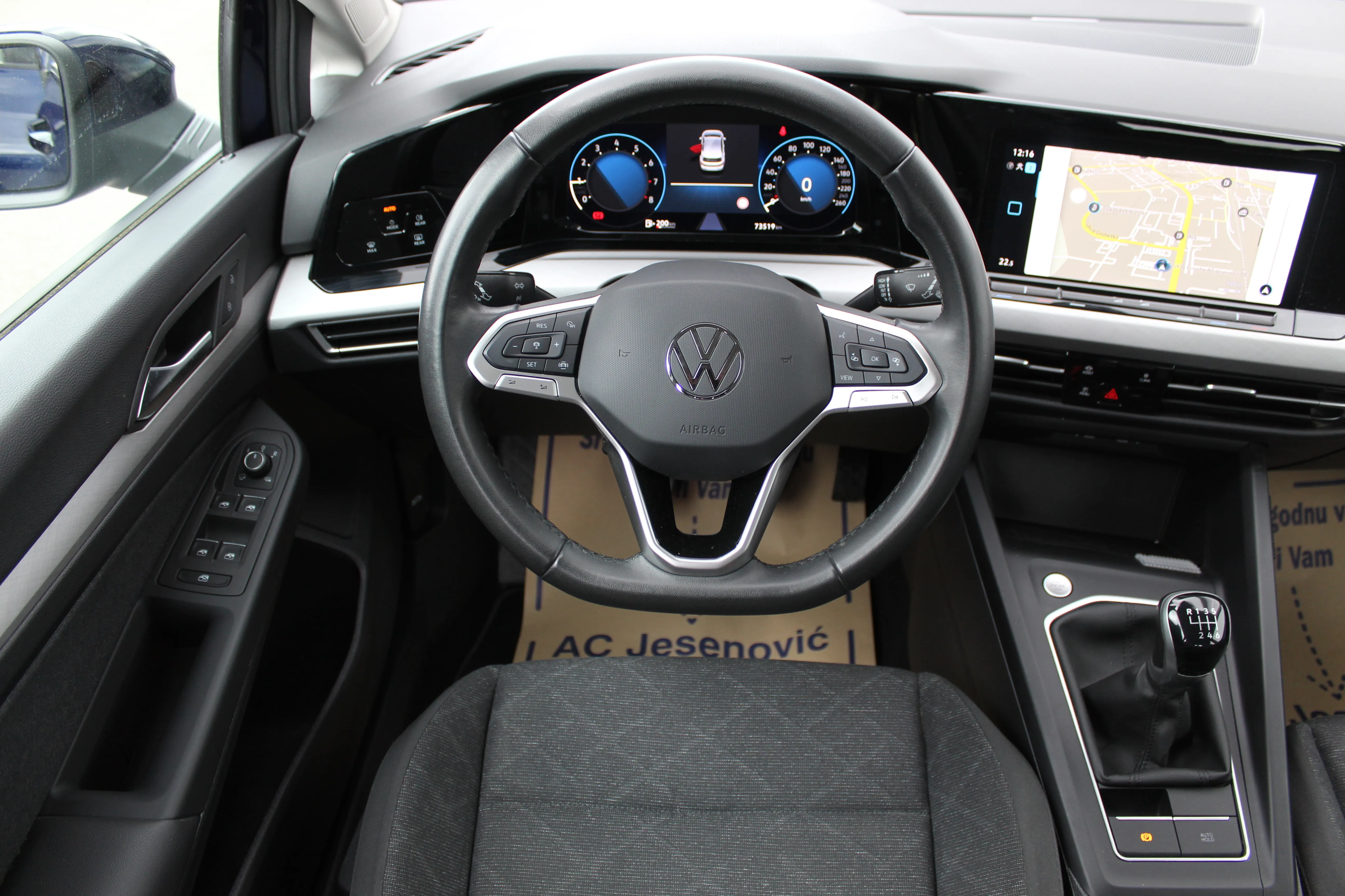 13154 volkswagen golf 1.0 tsi life - slika 10
