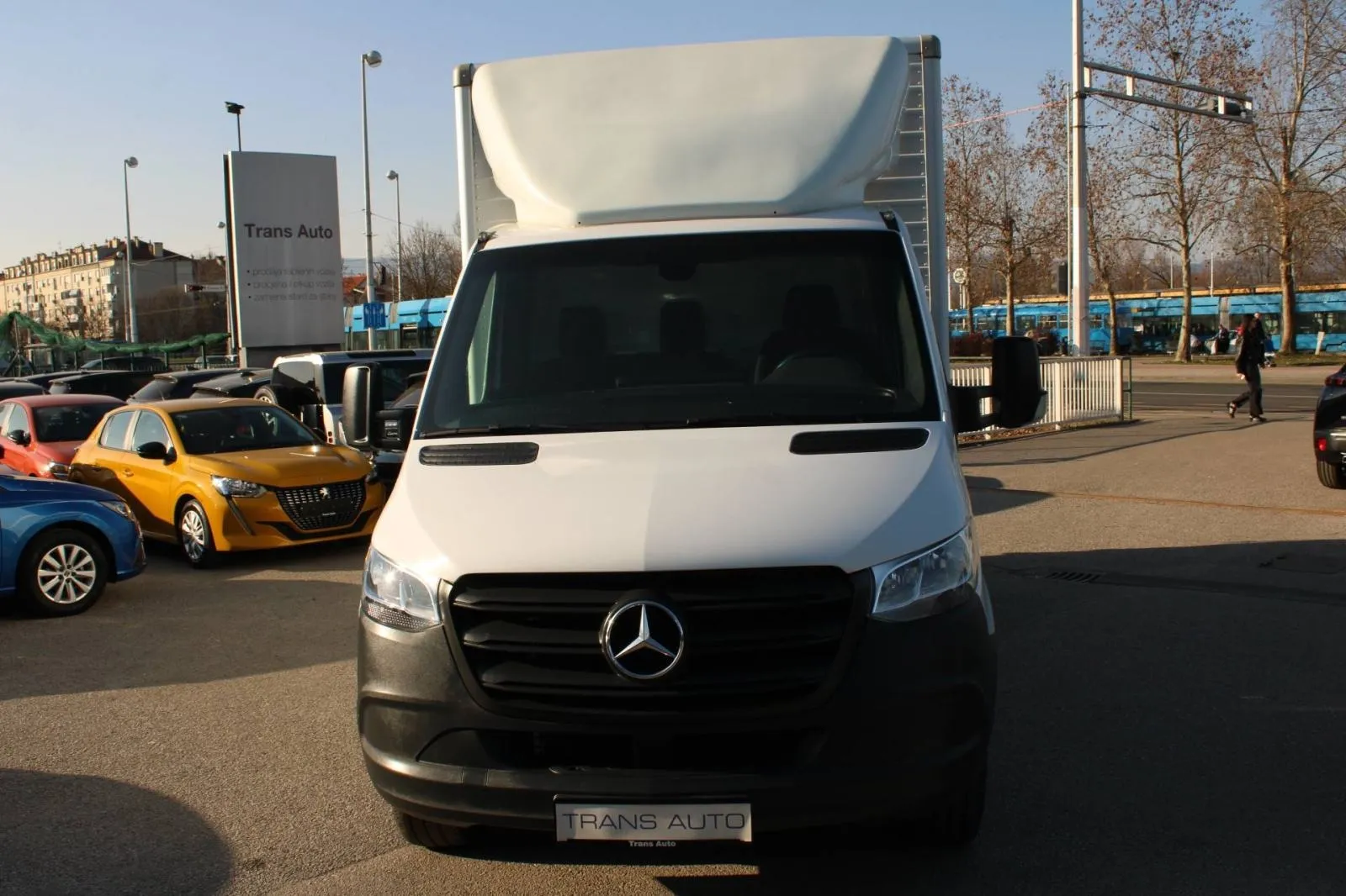 mercedes-benz sprinter 315 cdi kutija + rampa, 2024 god. - slika 2