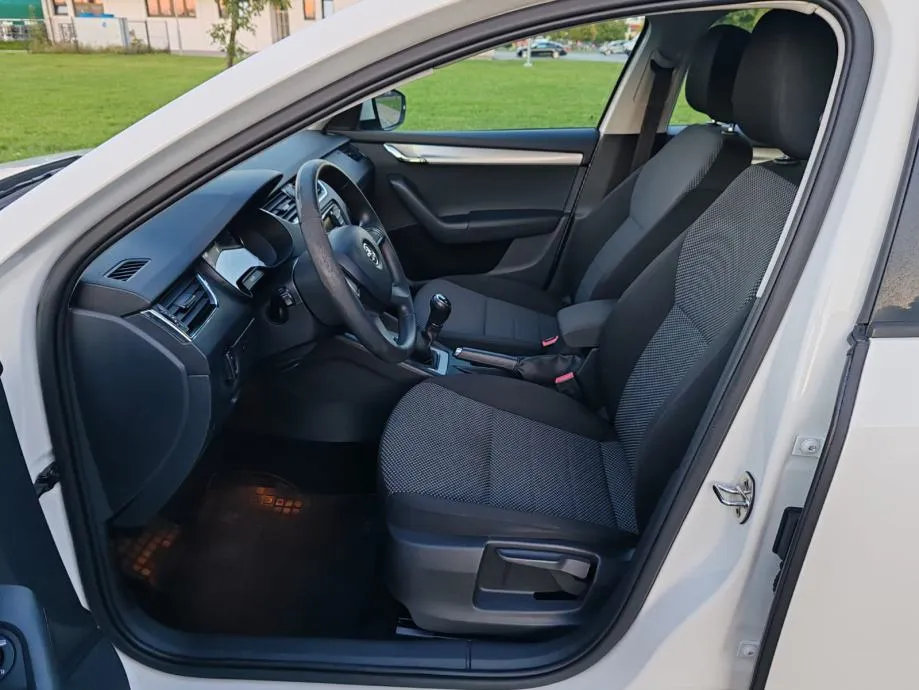 škoda octavia 1,6 tdi 2015 g. 4x4 kartice - slika 11