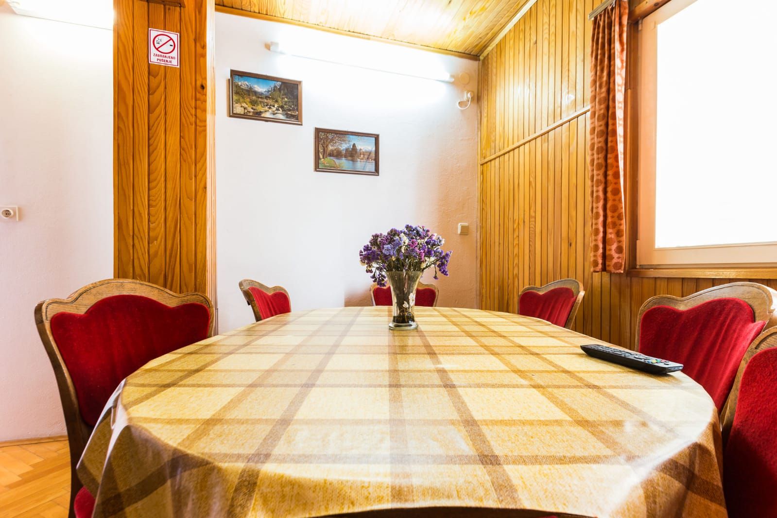"akcija"app 7+2 osoba od 90 eura, velika terasa i pogled na more - slika 16