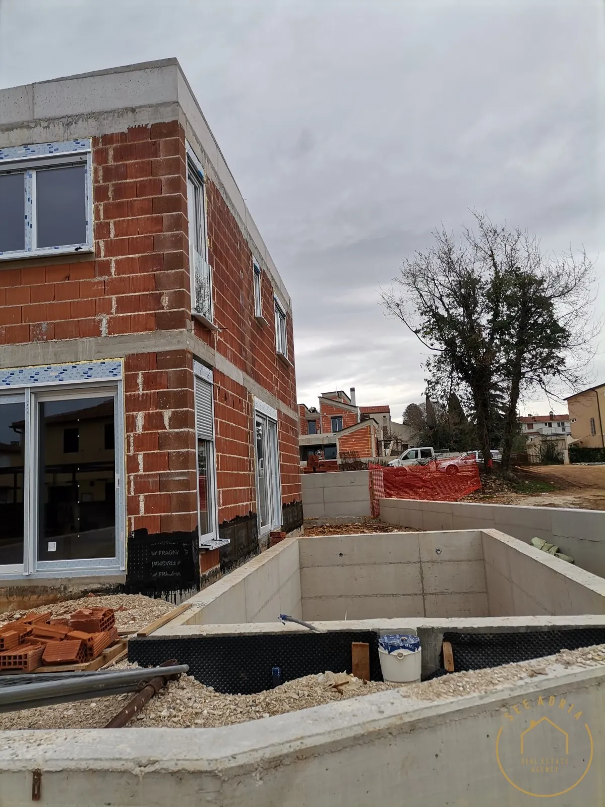 moderna kuća u nizu sa bazenom, vabriga - slika 8