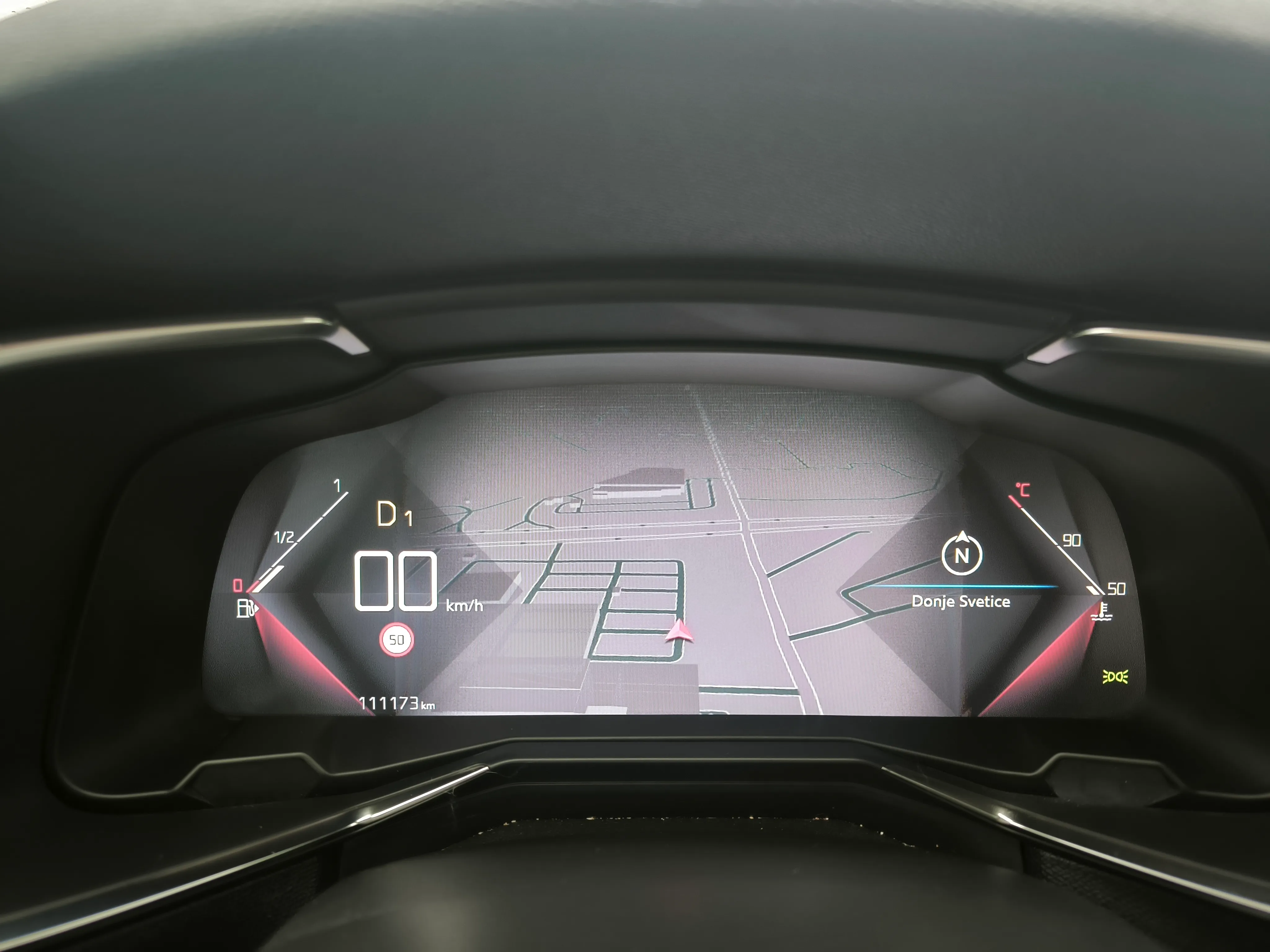 ds7 crossback 2.0hdi, perfomanse line plus, panorama, kamera 360, top - slika 29