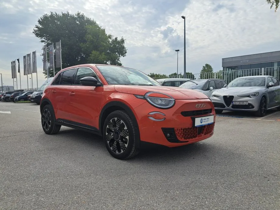 fiat 600 bev 54kwh - la prima automatik - slika 7