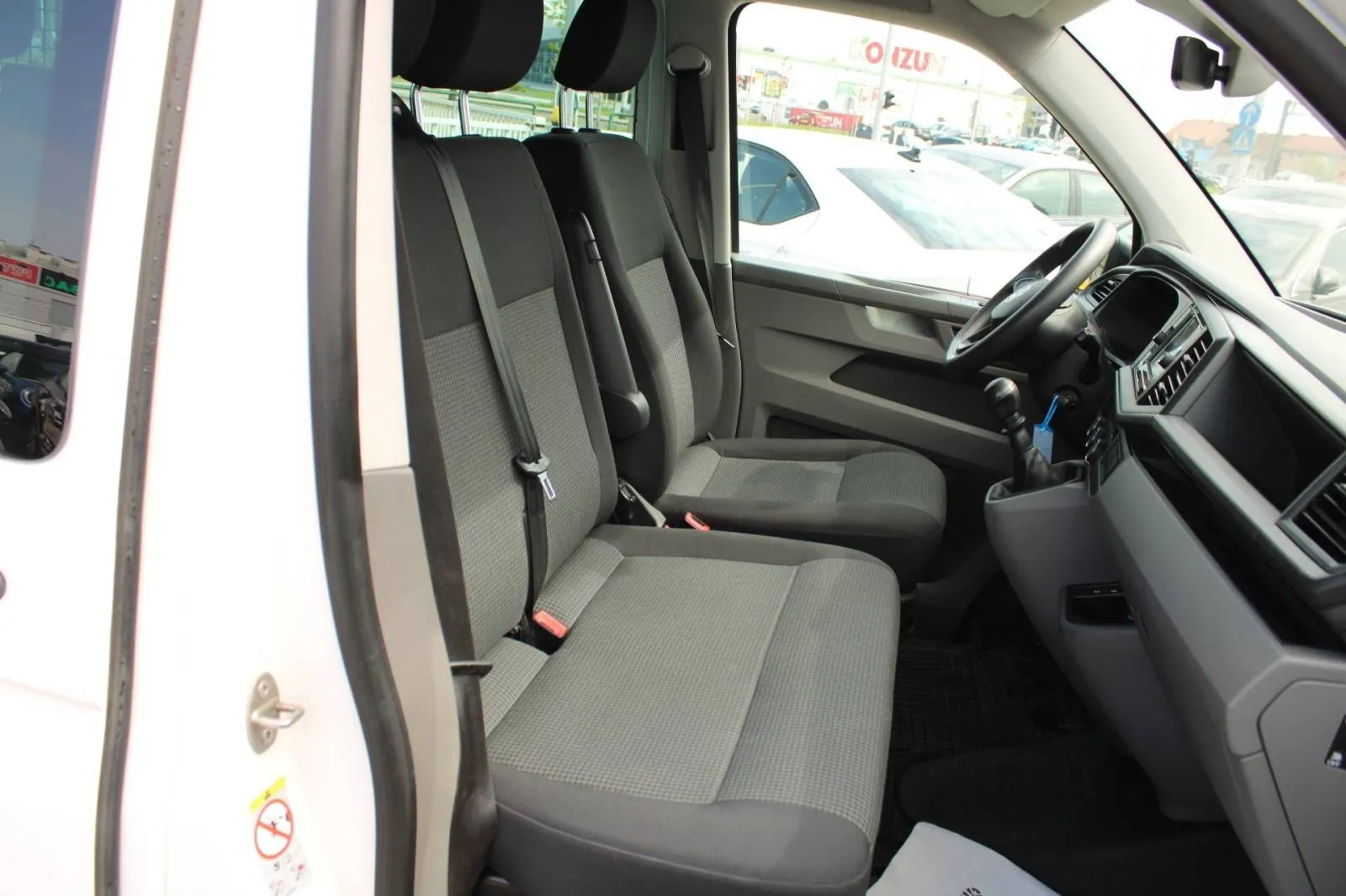 vw transporter 2.0 tdi 150ks n1 - 6 sjedala, 2022 god. - slika 17