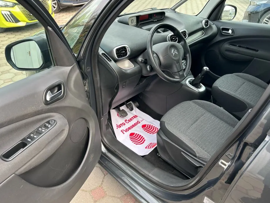citroën c3 picasso 1,2 benzin 2016.,servisna, park senz, led, kuka.... - slika 9