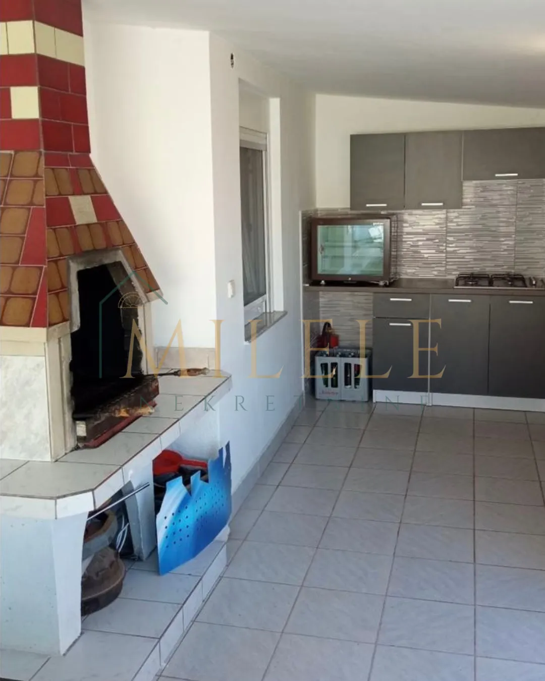 kuća s tri apartmana na prodaju - slika 9