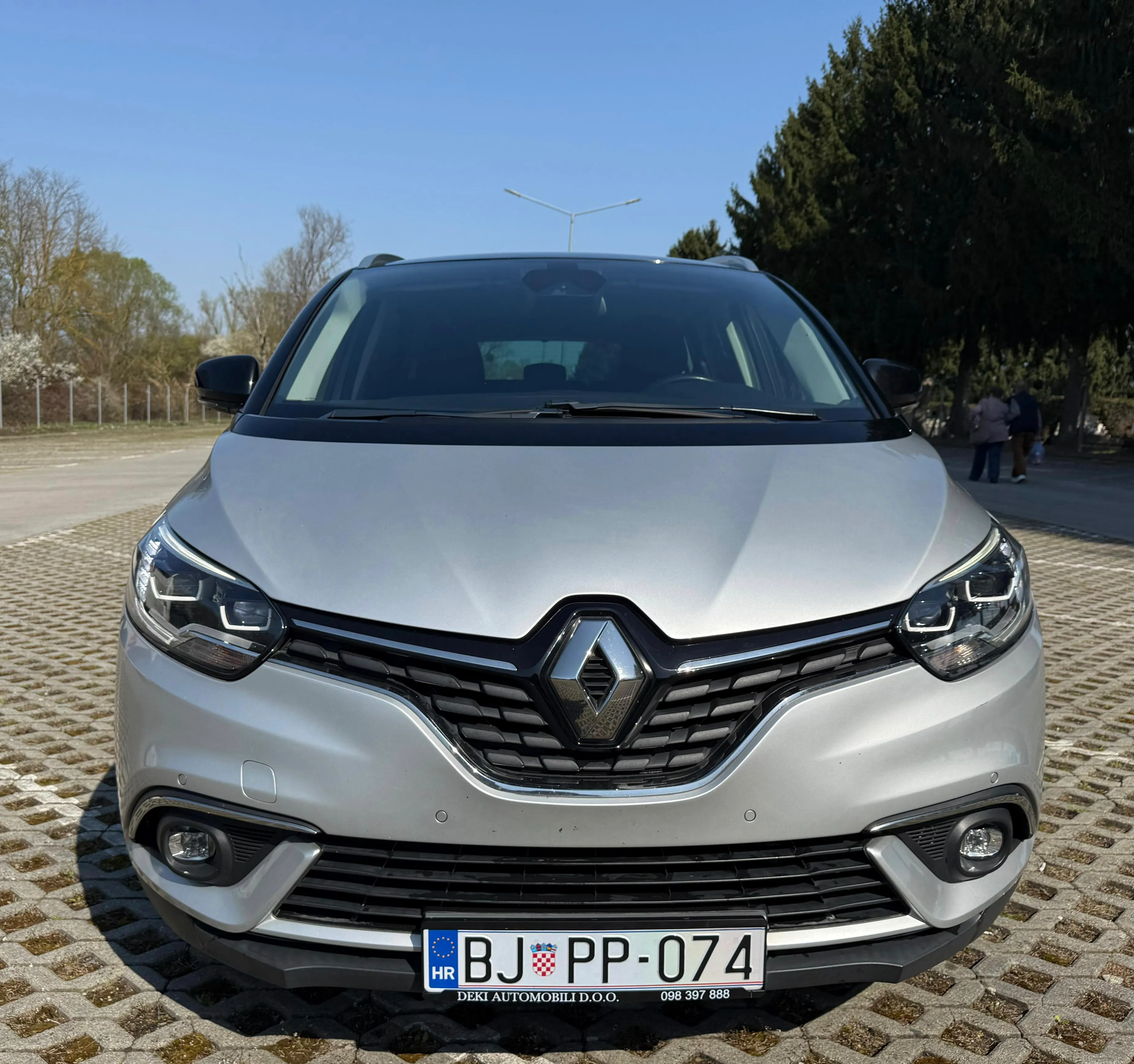 renault grand scenic dci 120, bose, 7 sjedala, panorama, ekstra stanje - slika 2