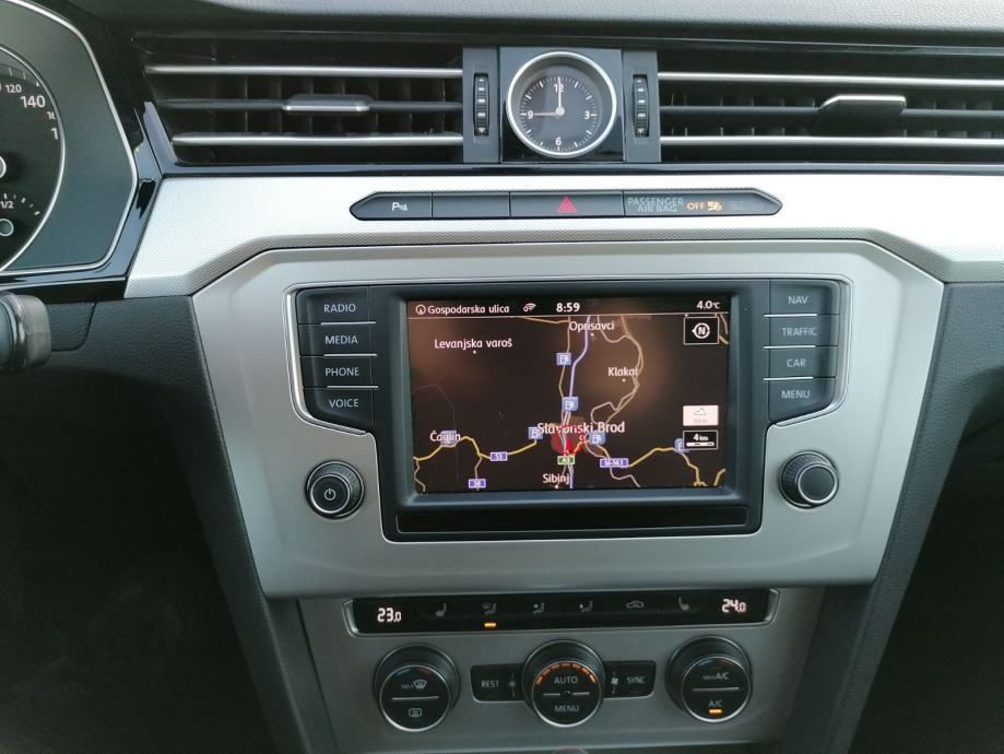 vw passat variant 1,6 tdi bmt dsg, 2017god,pdv, navigacija, kartice - slika 13