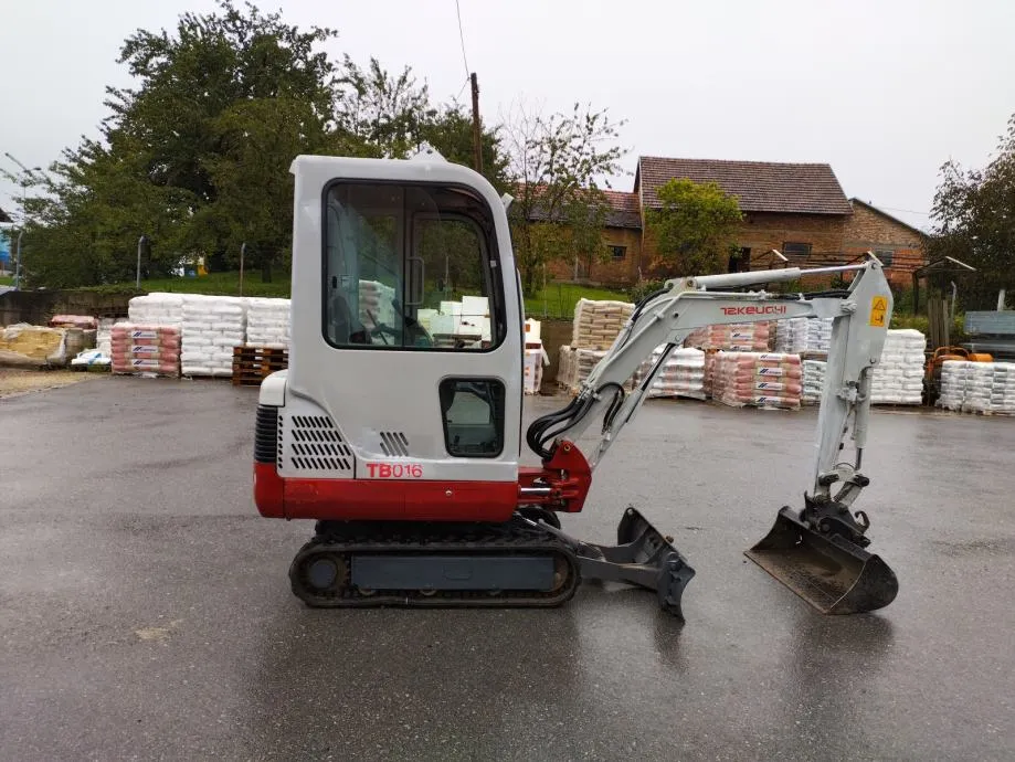 mini bager takeuchi tb 016 - slika 7