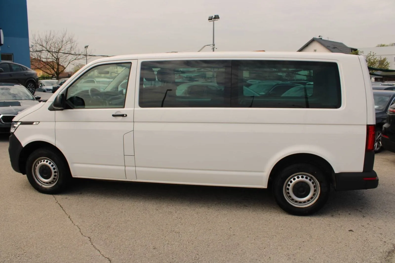 vw transporter 2.0 tdi 150ks n1 - 6 sjedala, 2022 god. - slika 14