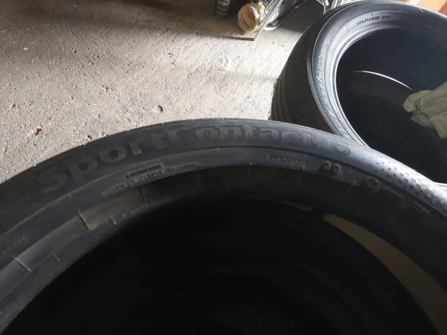 gume zimske vredestein 285/40/22 4 kom i ljetne continental 8 komada - slika 5