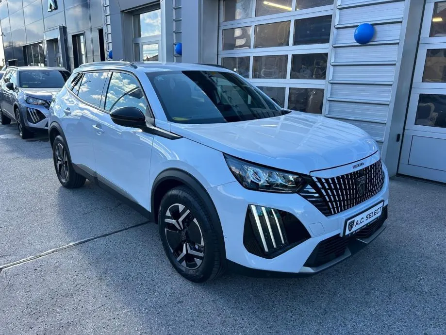 peugeot 2008 hybrid 136 - 2025 - 12.000km gratis zimske gume + reg !!! - slika 2