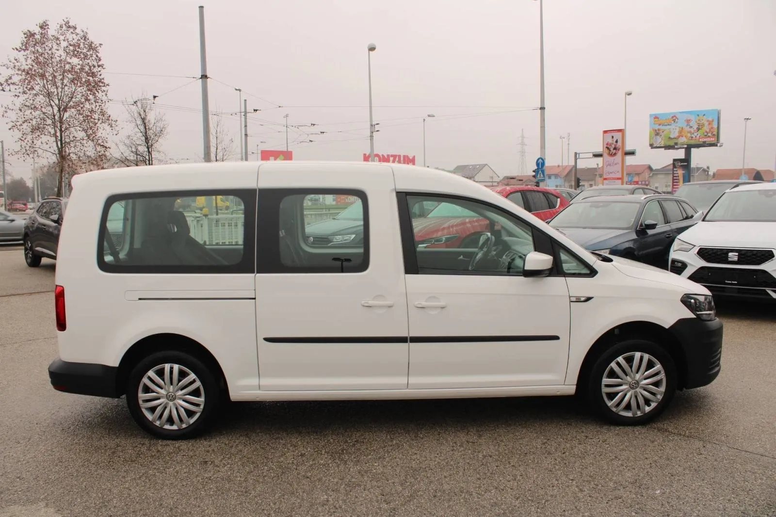 vw caddy maxi 2.0 tdi 7 sjedala - slika 4