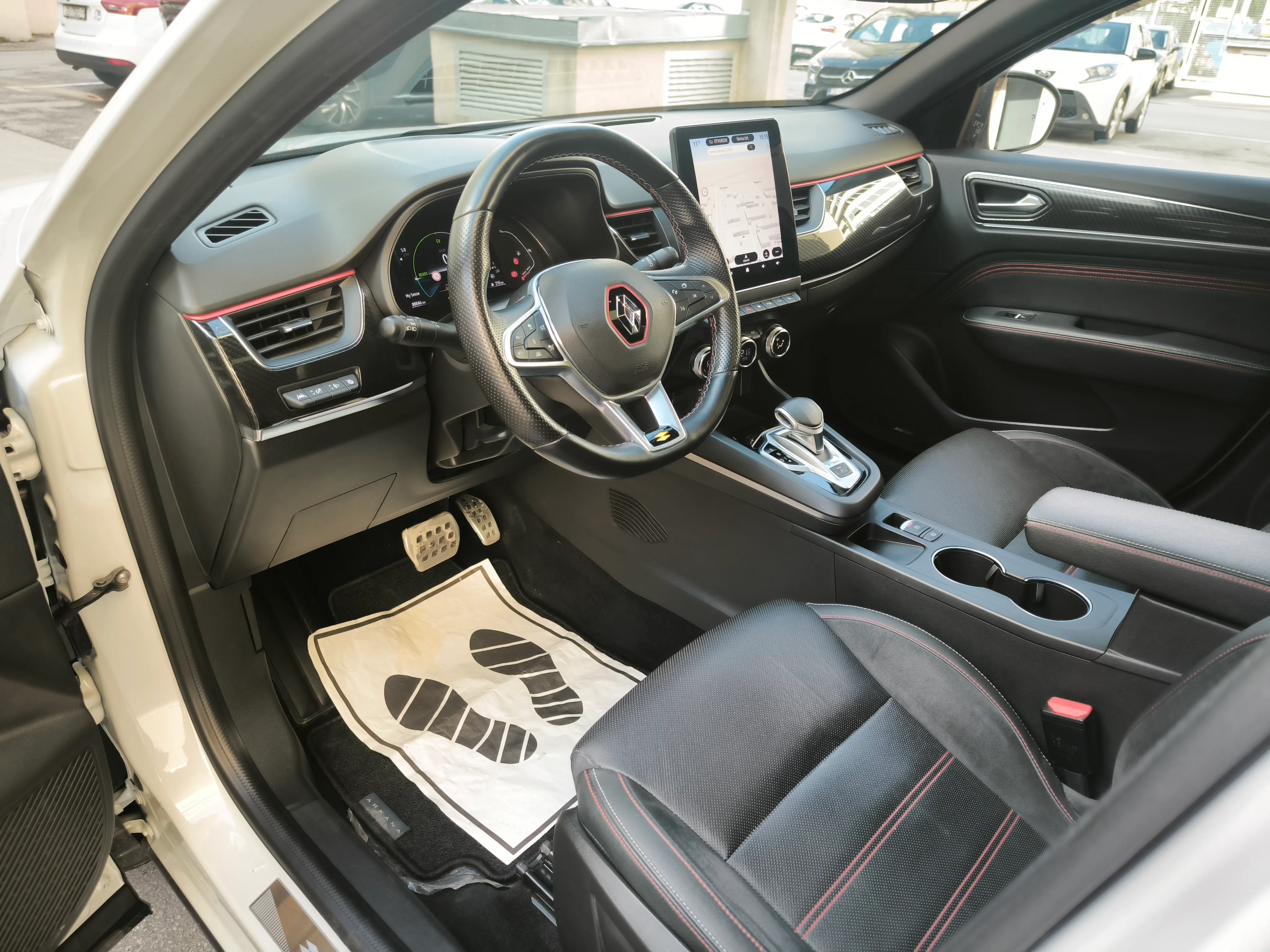 renault megane conquest 1,6 r.s.line, full oprema, kamera 360, ekstra - slika 22