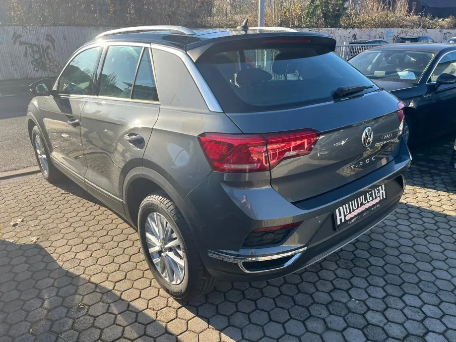 vw t-roc 1,0 tsi, navi, parking senzori i kamera 4x garancije! - slika 5