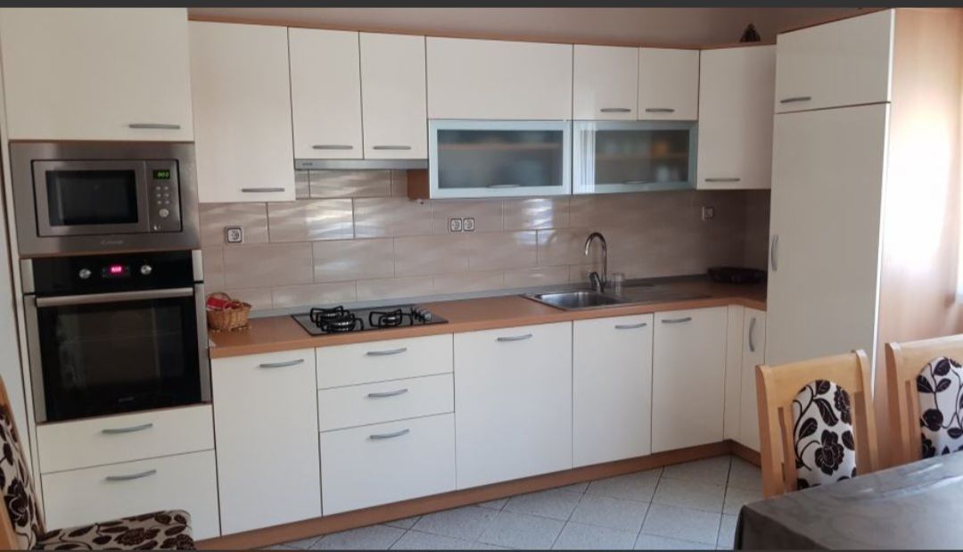 centralna lokacija zagorje; namjesteno i pogodno do 12 osoba - slika 7