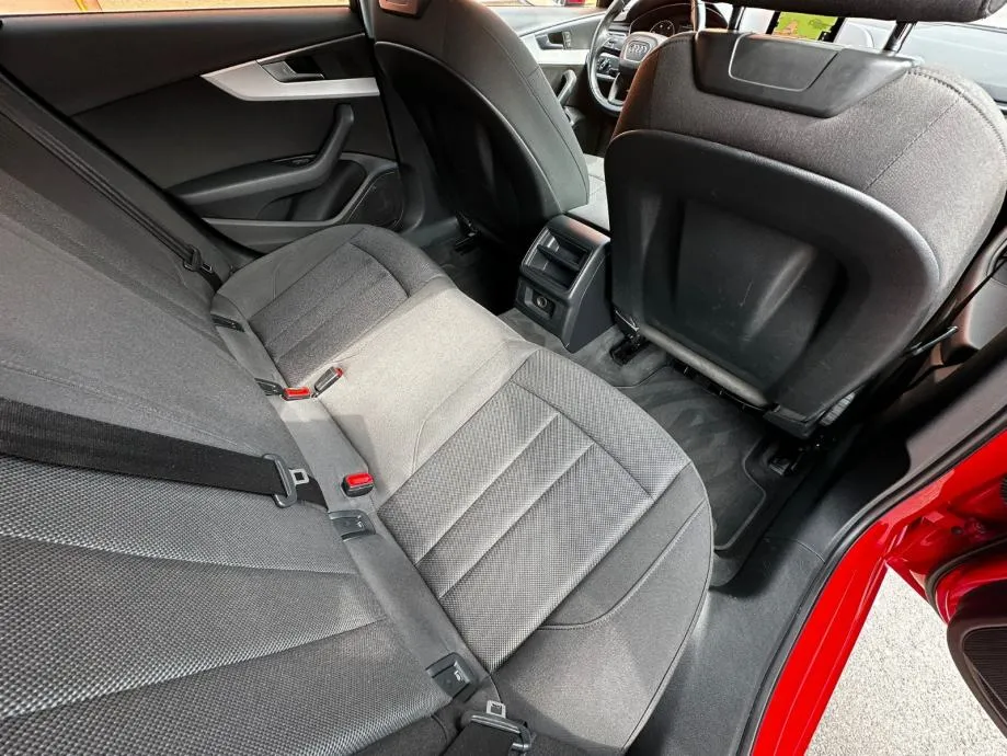 audi a4 2.0 tdi•110kw•navi•senzori•leasing• - slika 19