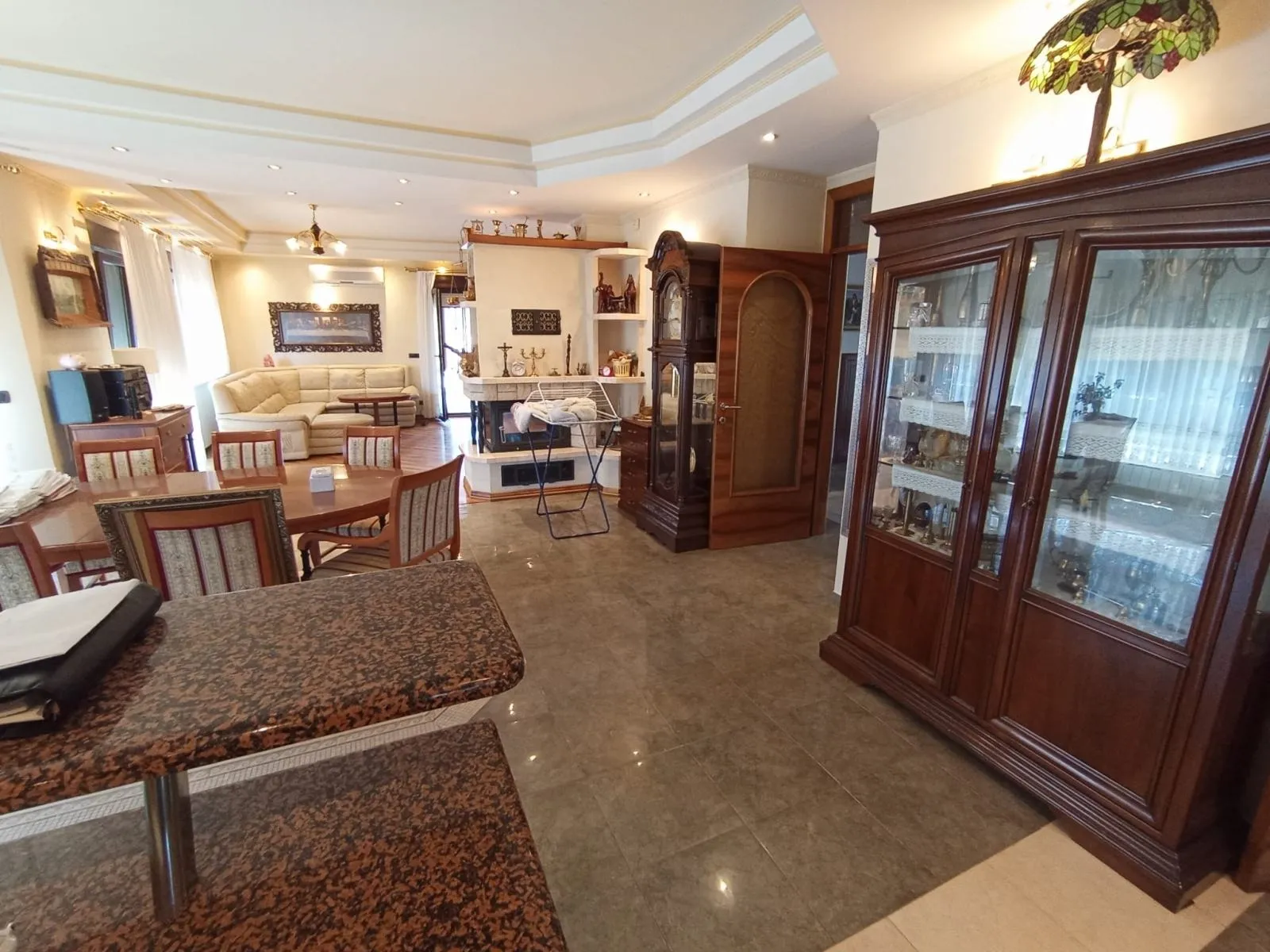 sniženo villa kuća: zagreb (podsused), 550.00 m2 (prodaja) - slika 8
