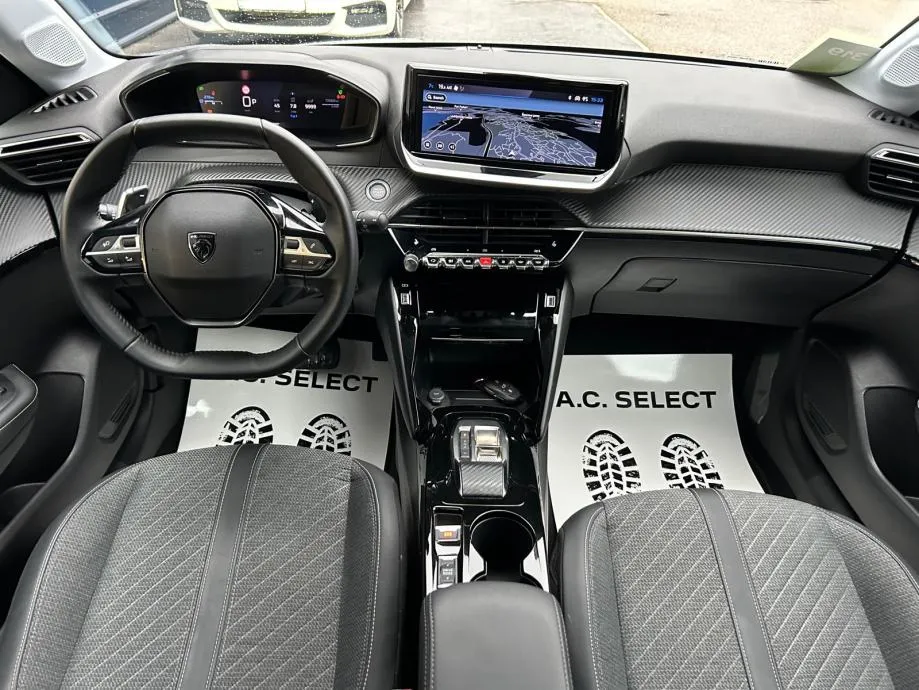 peugeot 208 hybrid 110 e-dcs6 - 2025 - 13000 km - gratis registracija - slika 13