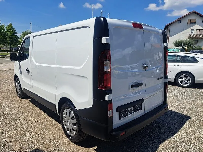 renault trafic 1.6 dci*klima*navigacija*tempomat*police* - slika 10
