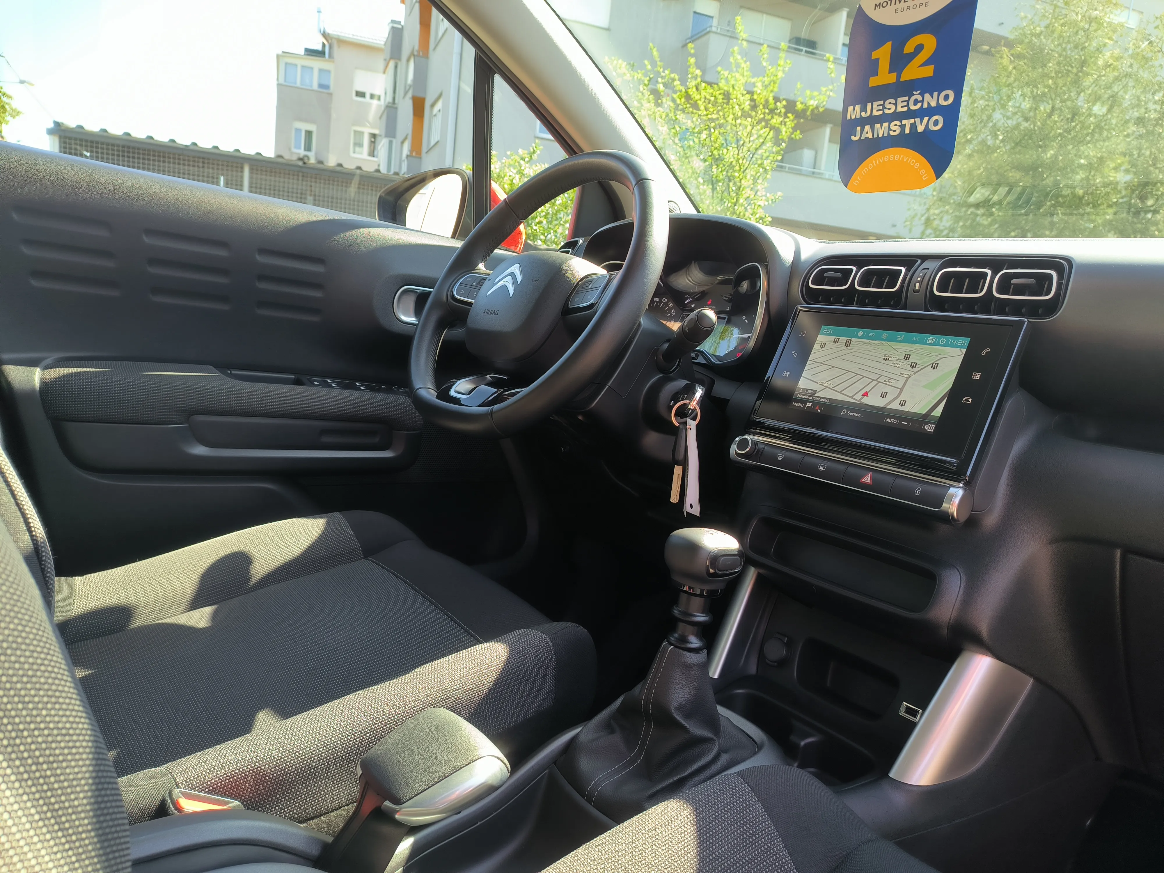 citroën c3 aircross 1,5 bluehdi, shine, servisna, jamstvo, reg. 1 god - slika 13