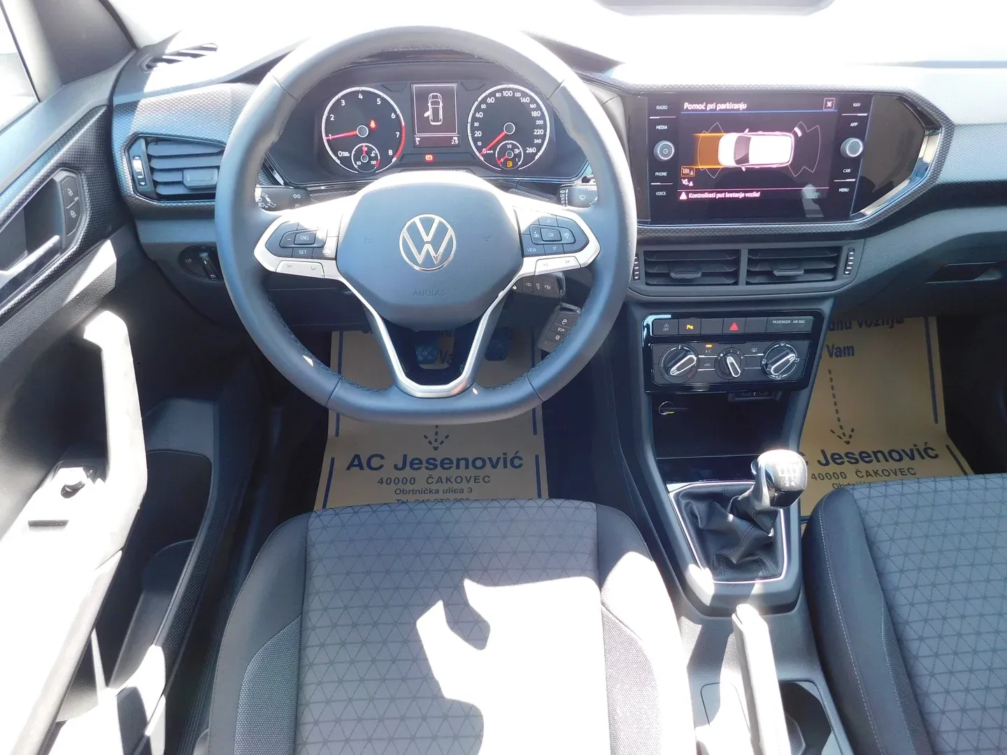 10301 volkswagen t-cross 1.0 tsi life - slika 9