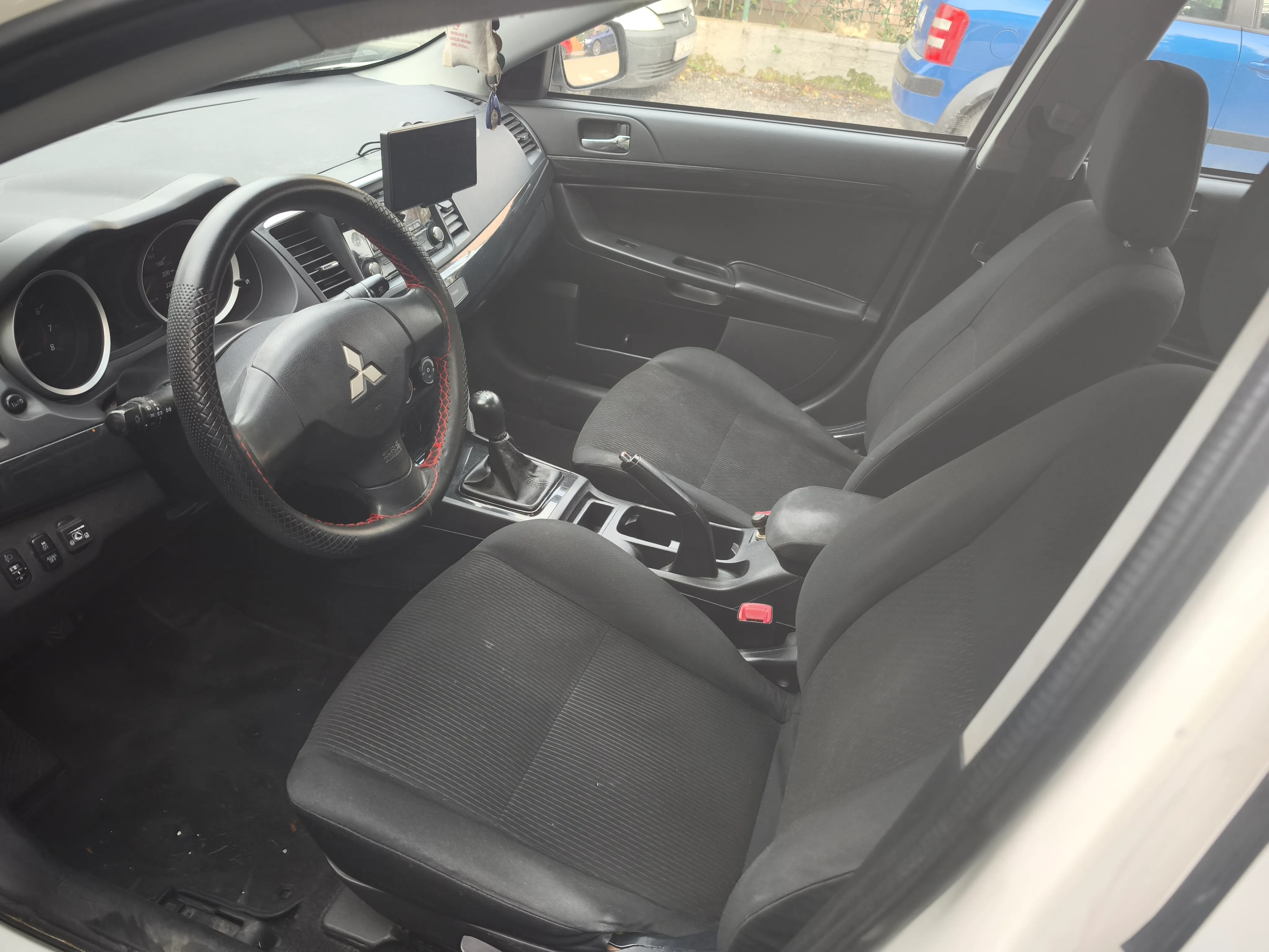 mitsubishi lancer 1.6 2016 - slika 5