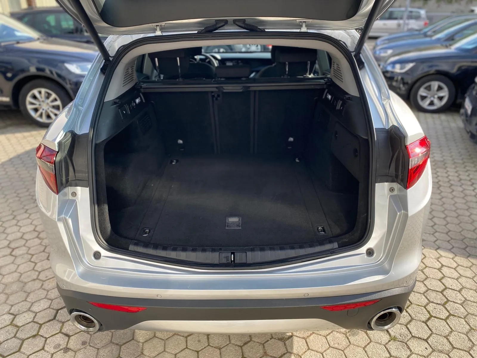 alfa romeo stelvio 2,2 190 q4 business 4xgarancije - slika 6