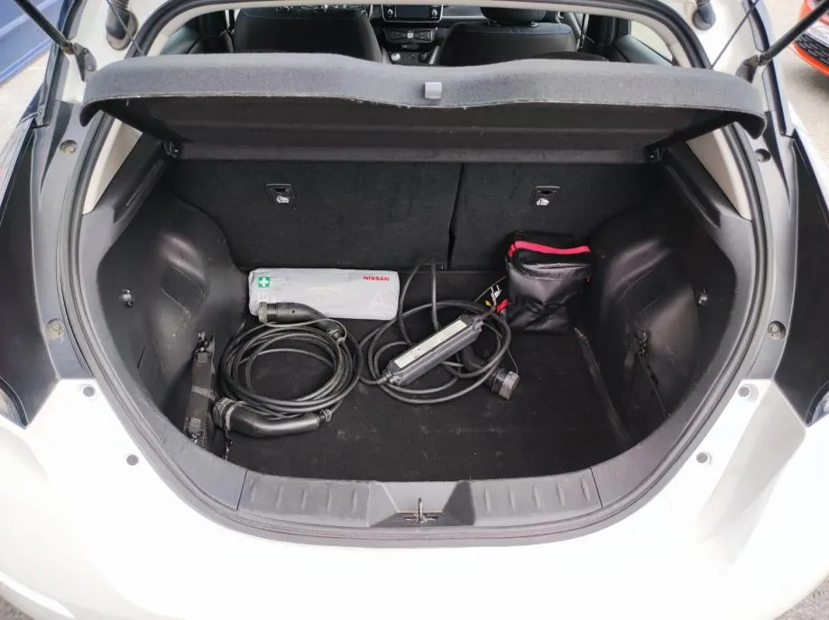 nissan leaf leaf elektro - 2018 - 100.000km - navi - full - reg 1 god! - slika 18