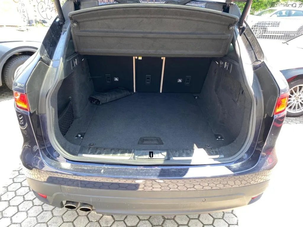 jaguar f-pace 2.0 d 4x4 automatik, navi, led, kamera, 4x garancija! - slika 10