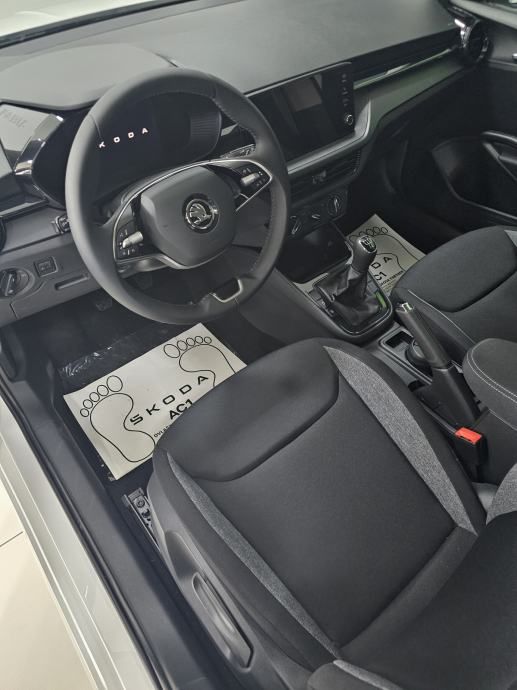 škoda fabia essence 1,0 tsi - slika 5
