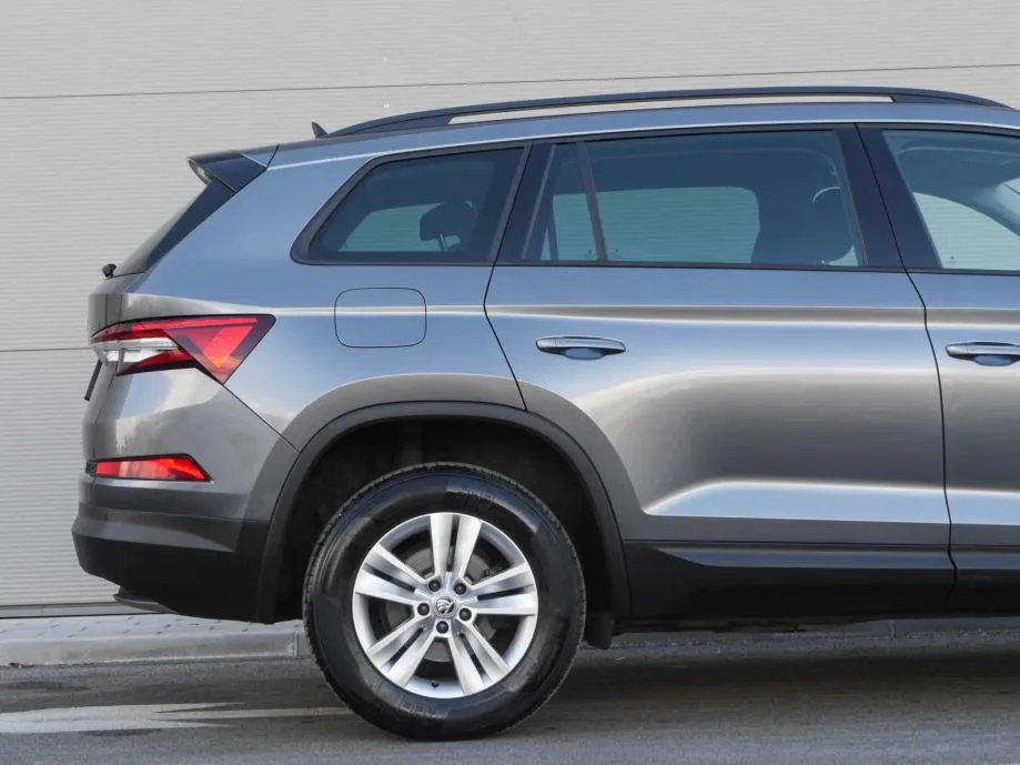 škoda kodiaq 2,0 tdi aut. | kam | 17'' alu | aut.klima | 24 mj.jamstvo - slika 12