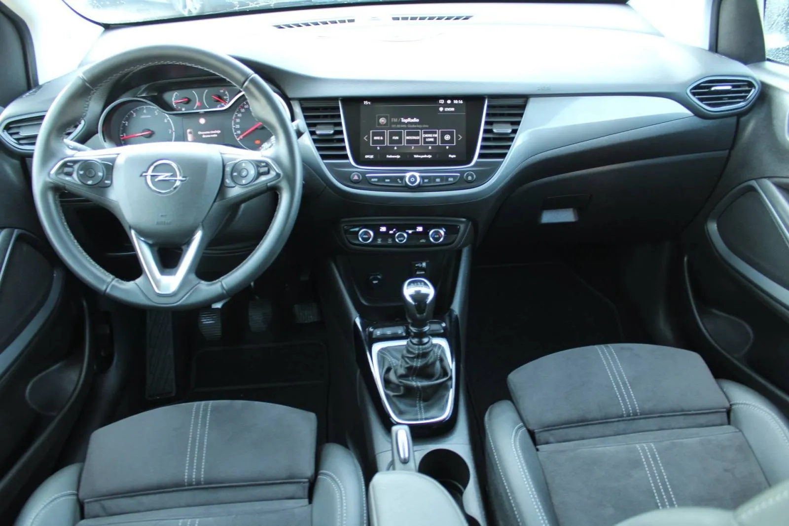 opel crossland 1.2 turbo ultimate *led, navigacija, kamera* - slika 12
