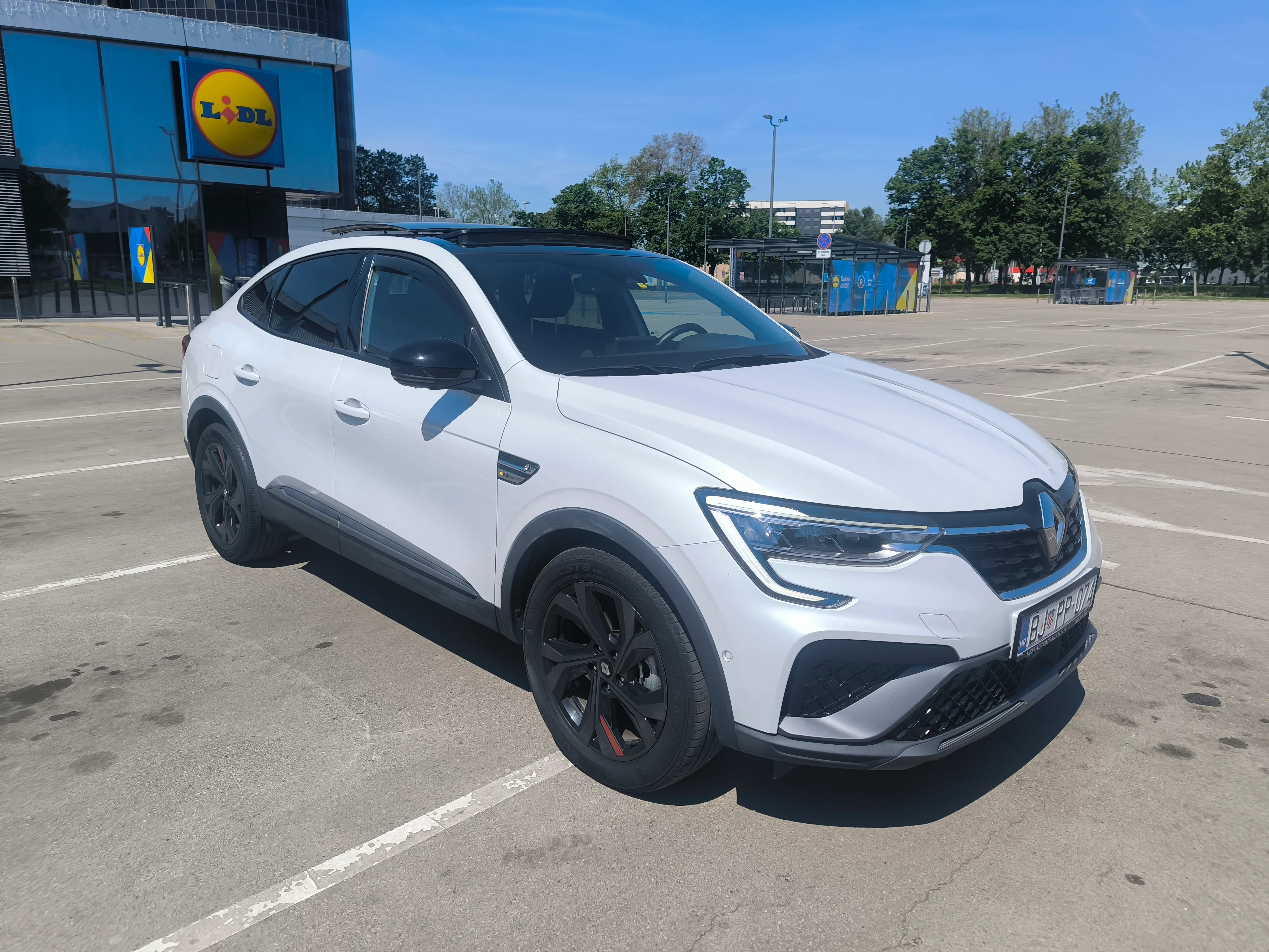 renault megane conquest 1,6 r.s.line, full oprema, kamera 360, ekstra - slika 4