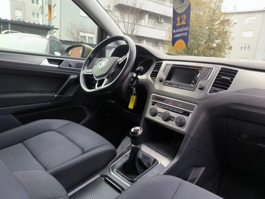 vw golf sportsvan 1.2 tsi comfortline, servisna, jamstvo, reg. 1 god - slika 13