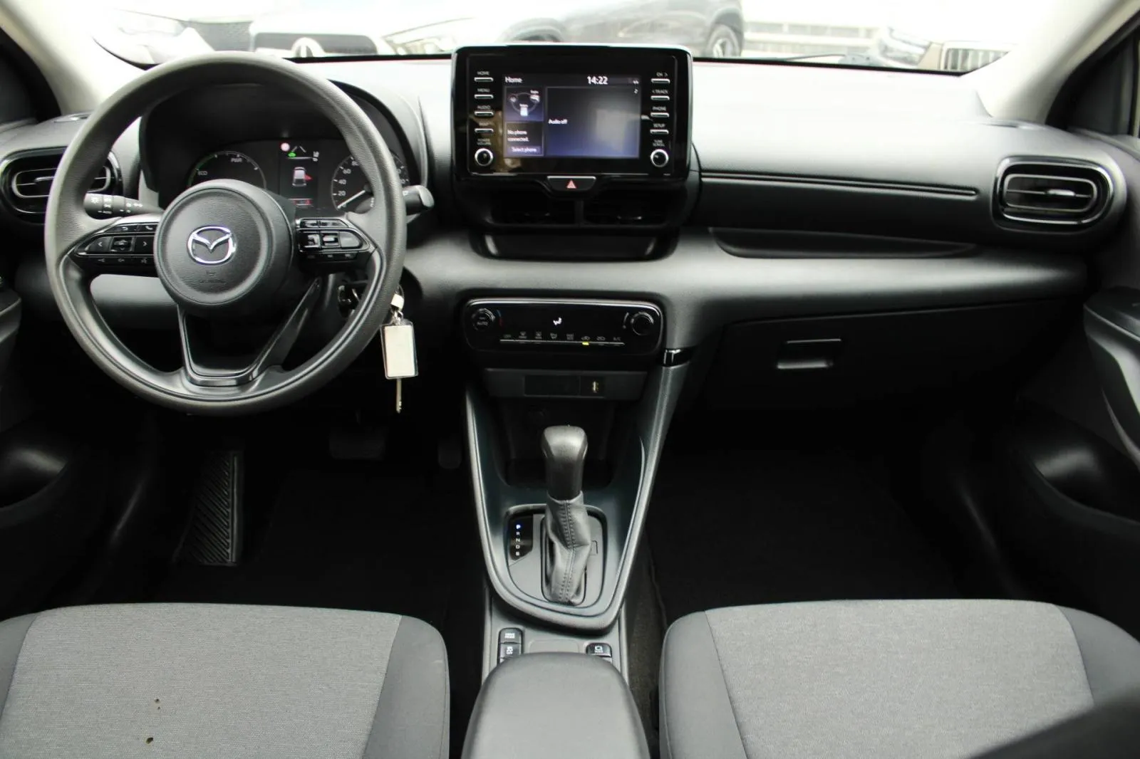 mazda 2 1.5 hybrid automatik - slika 12