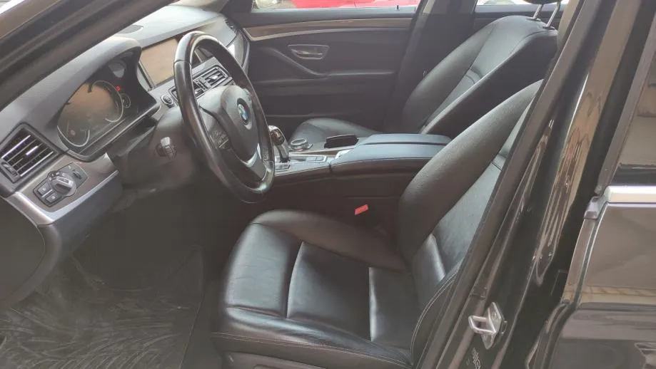 bmw serija 5 520d - slika 6