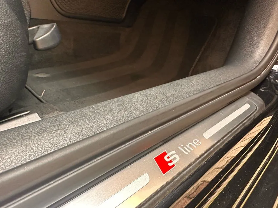 **audi a3 2.0 tdi s-line quattro** - slika 17