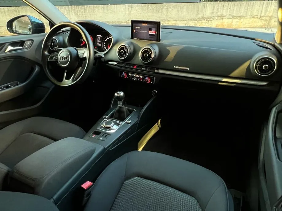 audi a3 30 tdi sedan led svjetla - slika 11