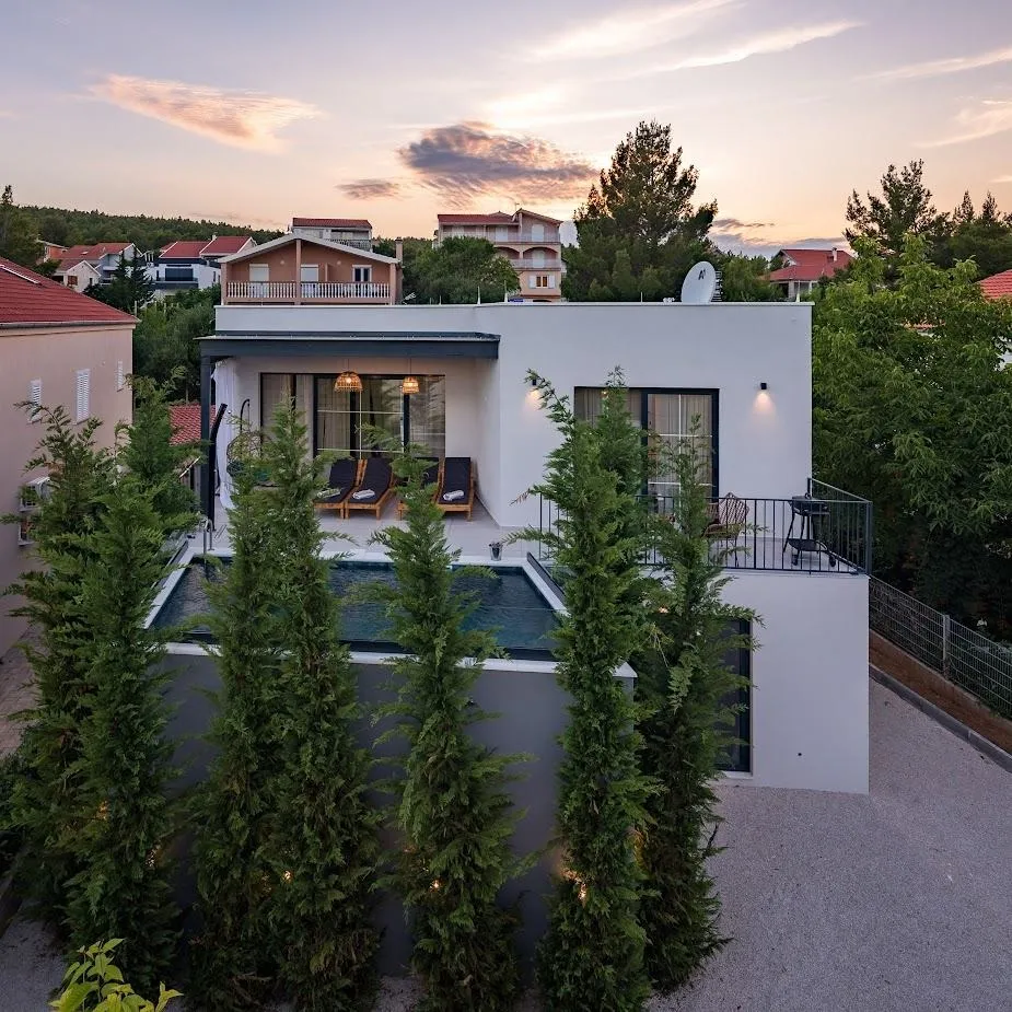 moderna vila s bazenom 80 m od mora: pridraga (novigrad) - slika 28