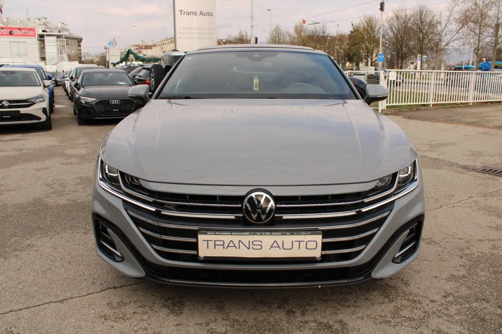 vw arteon 2.0 tdi dsg r-line *panorama, led, kamera, navigacija* - slika 2