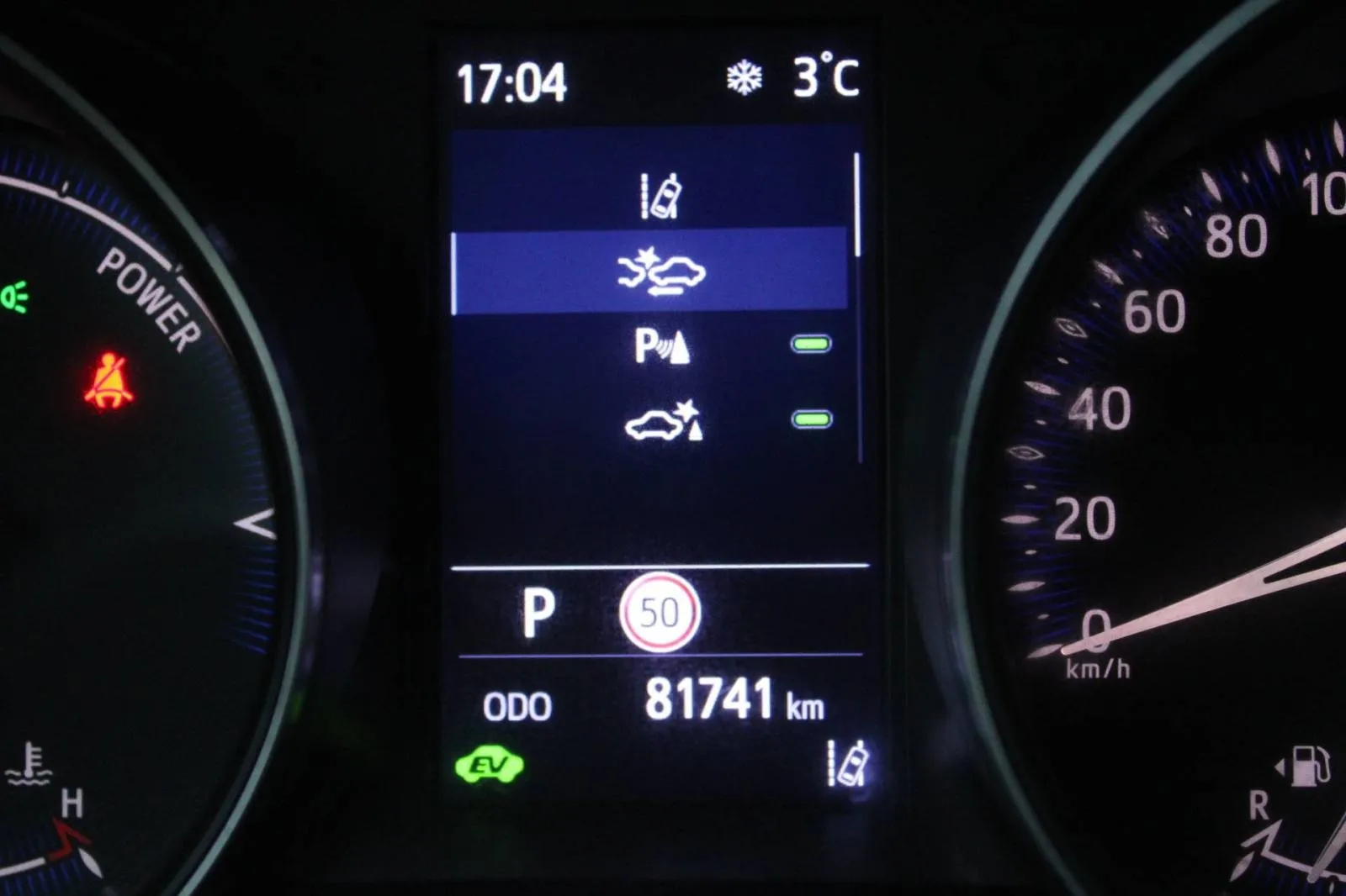 toyota c-hr 1.8 hybrid automatik *led, navigacija, kamera* - slika 21