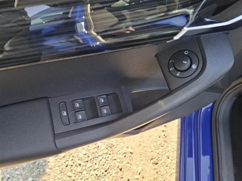 škoda octavia 1,0 tsi*115ks*klima*tempomat*park.pilot* - slika 17